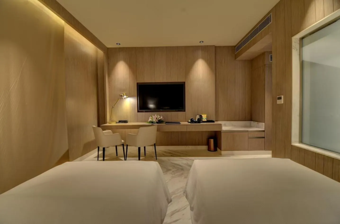 Hotel Oasis Grand Near Igi Delhi Airport New Delhi